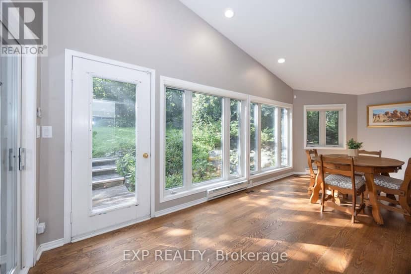 14 Carr Crescent — photo 19 of 40