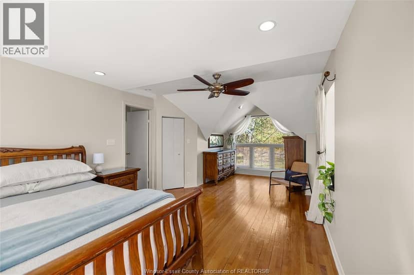 3926 ROSELAND DRIVE West — photo 22 of 32