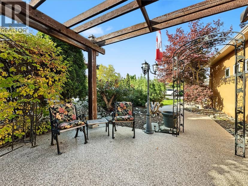 13 Wildflower Court, Osoyoos, photo 2