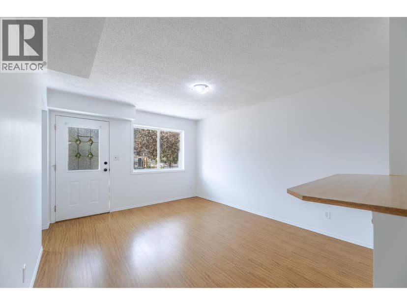 688 Latimer Street Unit# 102, Penticton, photo 4