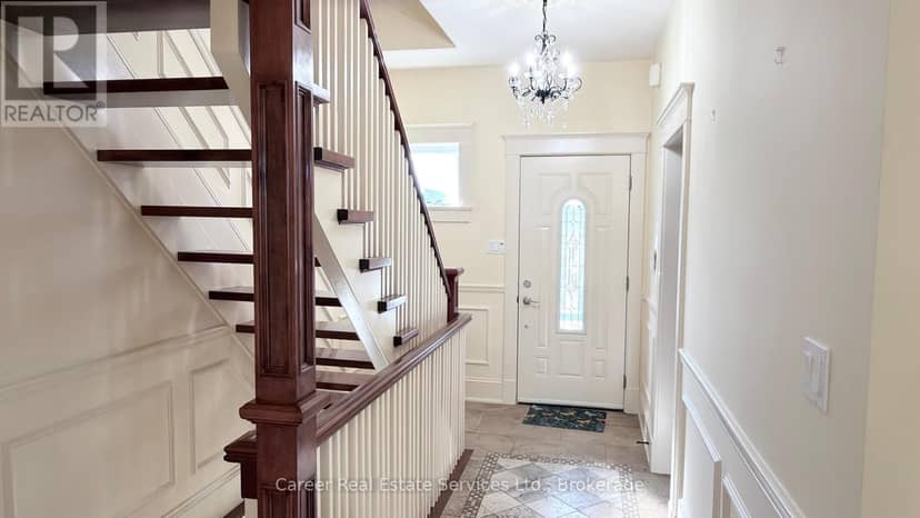 995 Cedar Street — photo 5 of 27