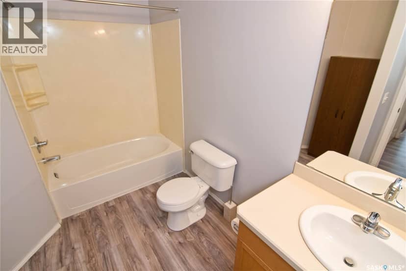 1049 Birchwood PLACE, Regina, photo 3