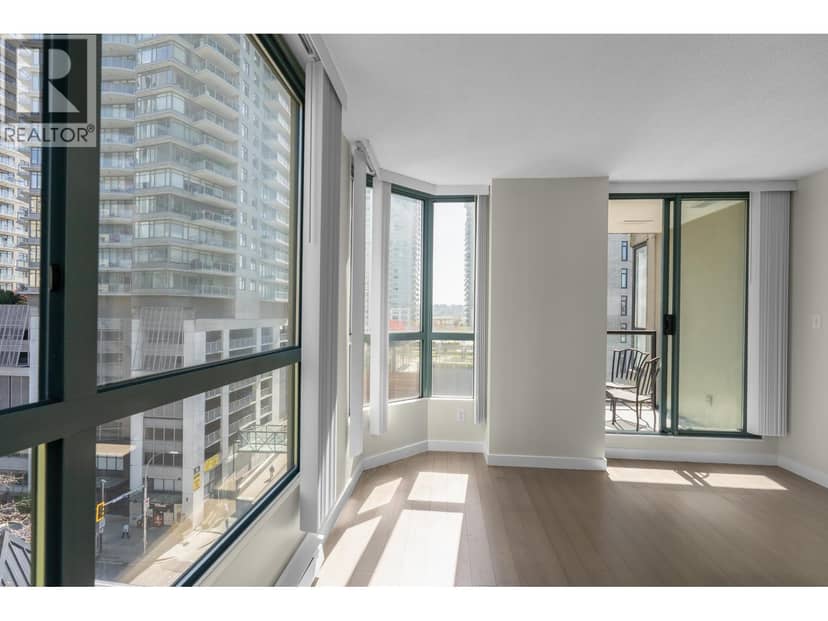 607 55 TENTH STREET, New Westminster, photo 7