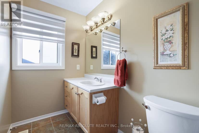 14 Riley Crescent — photo 22 of 40