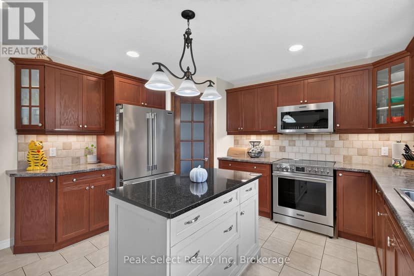 88 Saxonville Court — photo 15 of 40