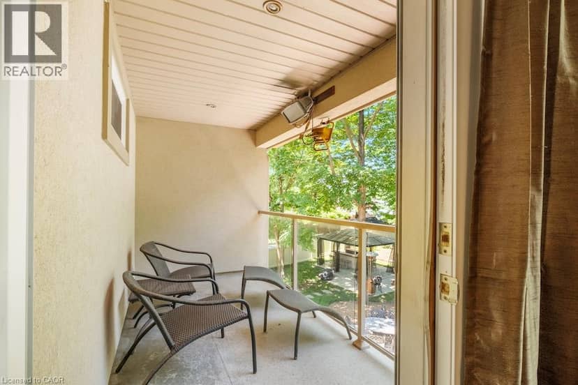 583 STEPHENS Crescent — photo 24 of 40