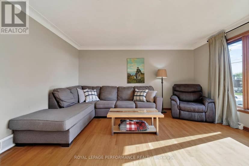 2761 Ross Avenue — photo 14 of 40