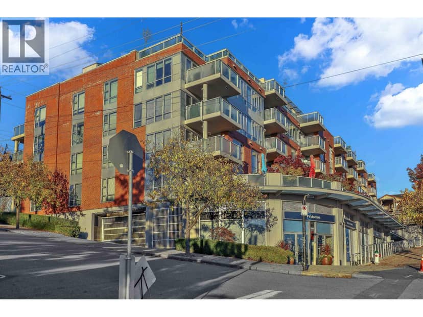 206 3811 HASTINGS STREET, Burnaby, photo 2