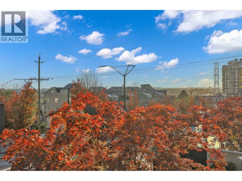 206 3811 HASTINGS STREET, Burnaby