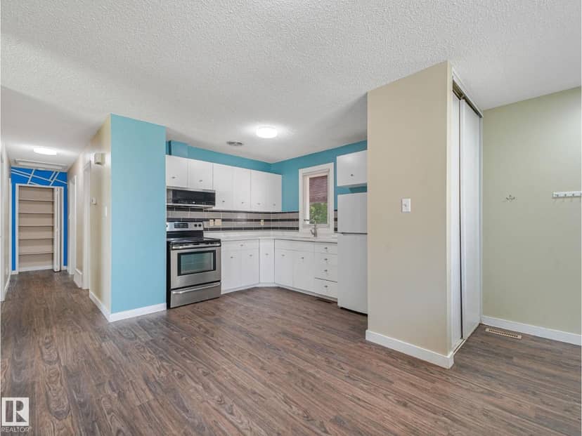 9315 151 AV NW — photo 30 of 40