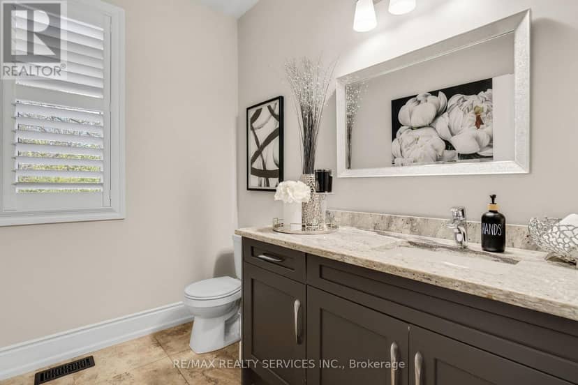 958 Beach Boulevard — photo 16 of 40