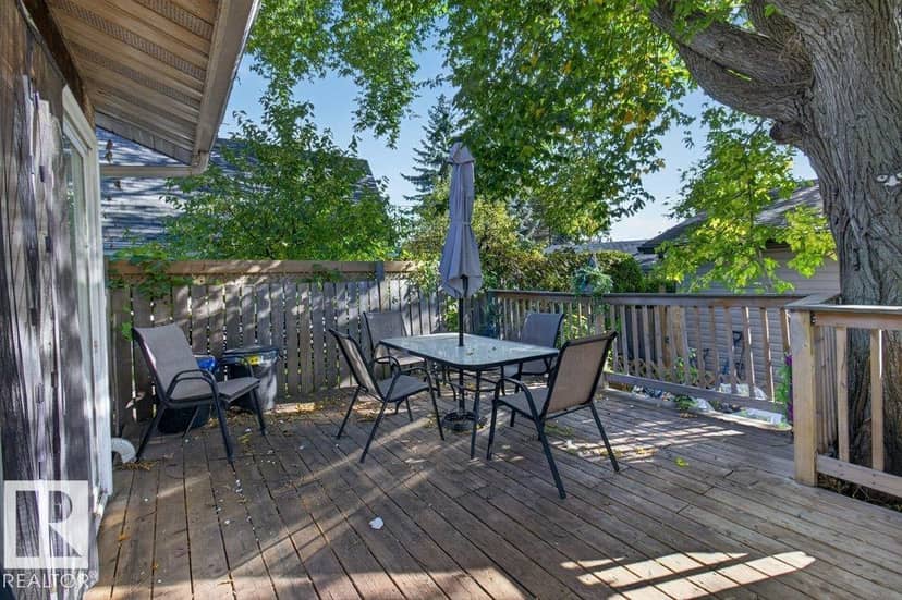 3829 110 AV NW — photo 34 of 40