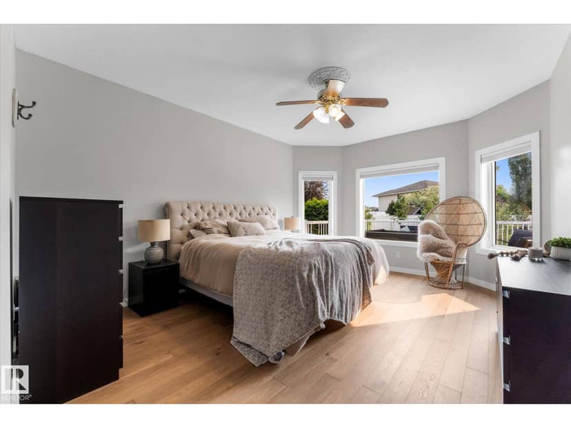 8704 165 AV NW — photo 19 of 40