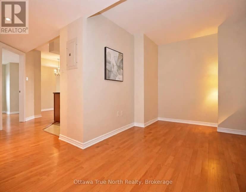 710 - 314 Central Park Drive — photo 10 of 28