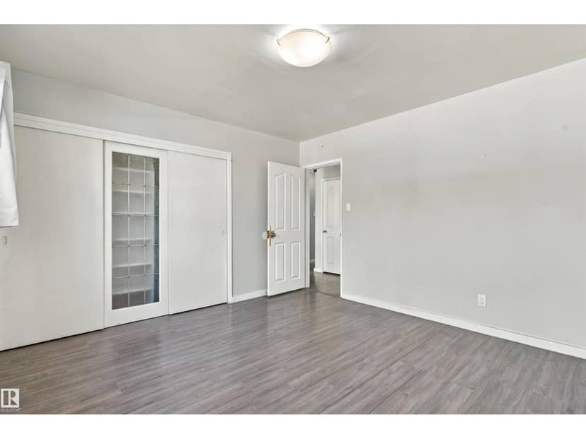 12303 115 AV NW — photo 16 of 40