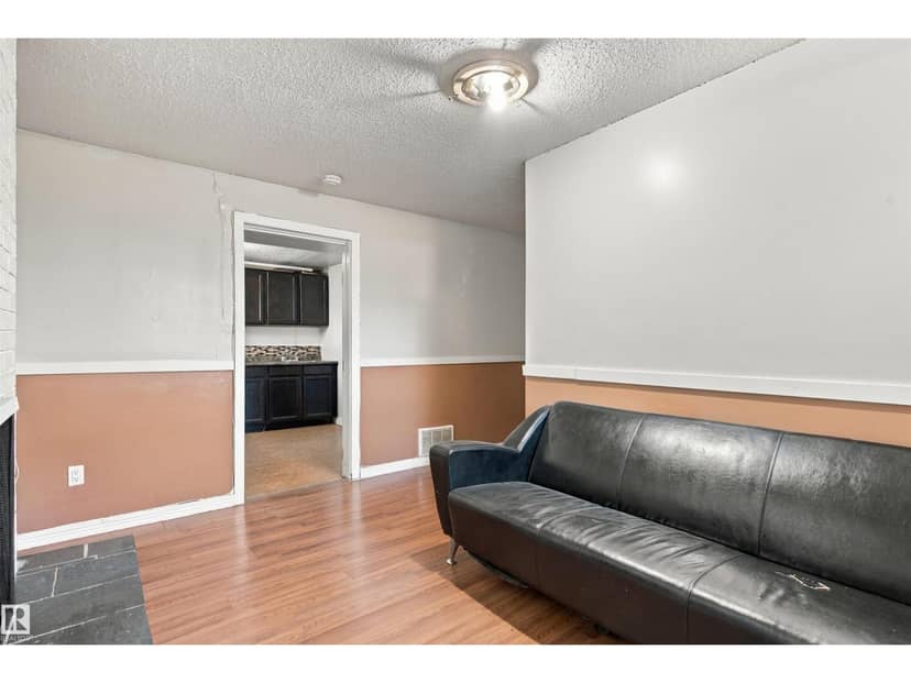 12303 115 AV NW — photo 24 of 40