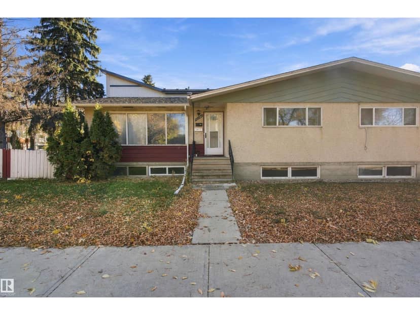 12303 115 AV NW, Edmonton, photo 2