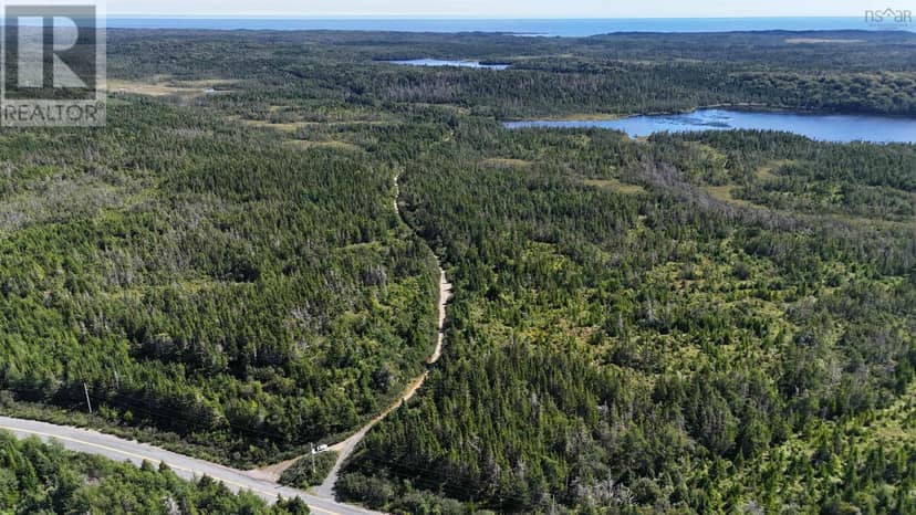 226 acre Mackenzie Lake Rd, Framboise, photo 4