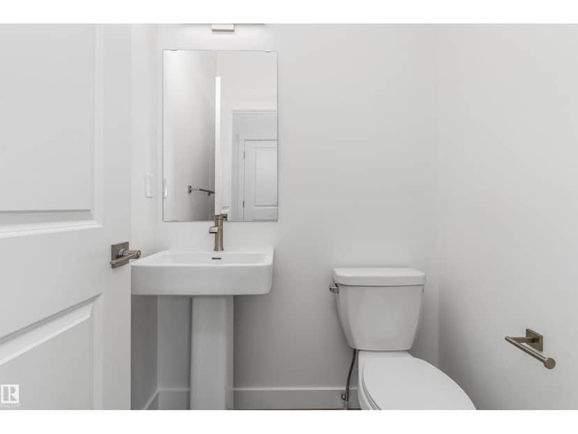 20808 40 AV NW — photo 10 of 40