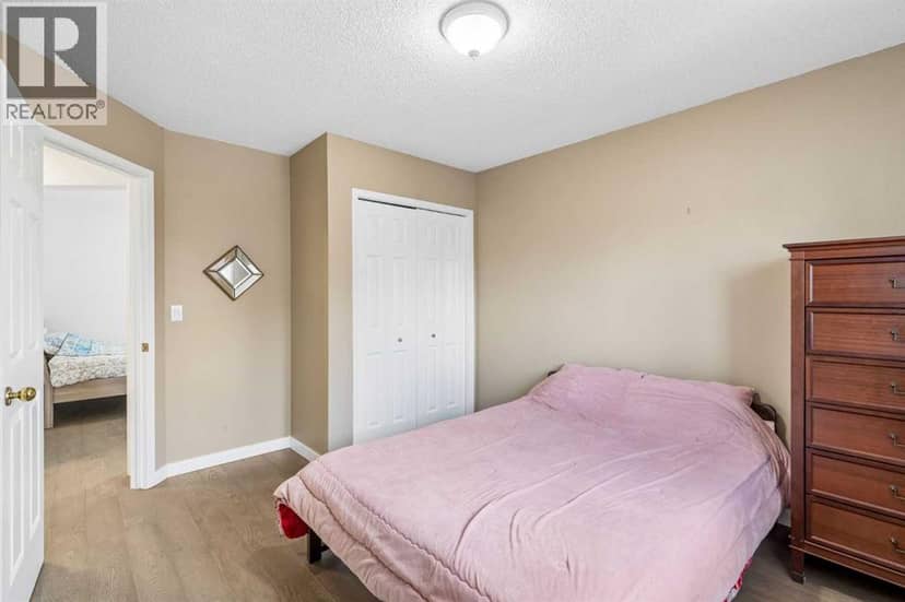 744 Riverbend Drive SE — photo 25 of 38