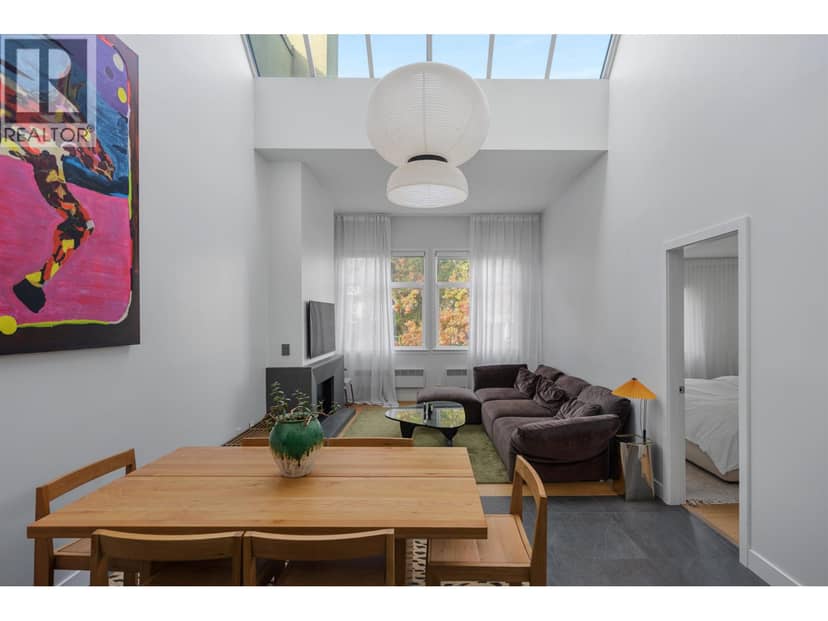 302 650 MOBERLY ROAD, Vancouver, photo 2