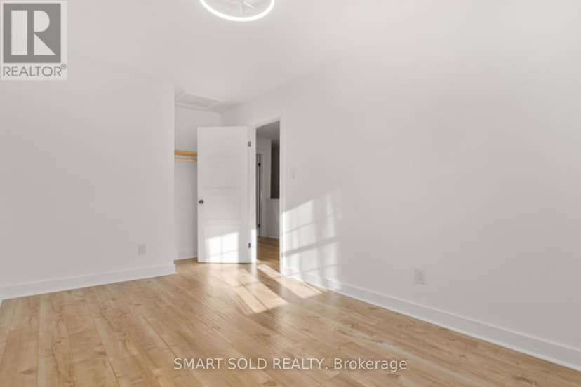 32 - 2120 Rathburn Road E — photo 22 of 30