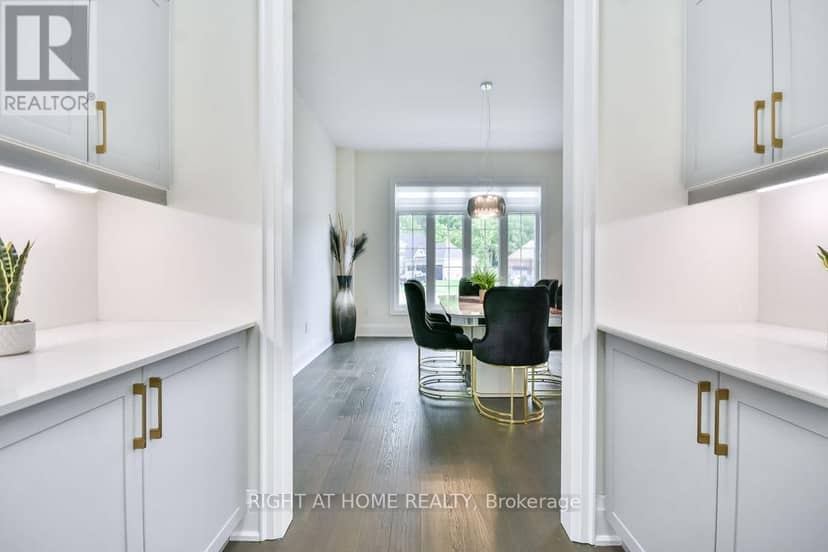 8 Forest Heights Court — photo 12 of 40