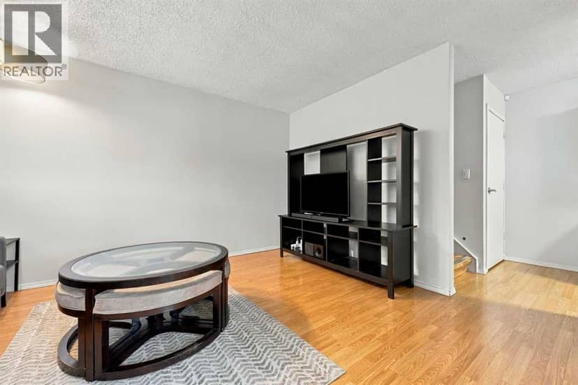 3924 29a Avenue SE, Calgary, photo 5