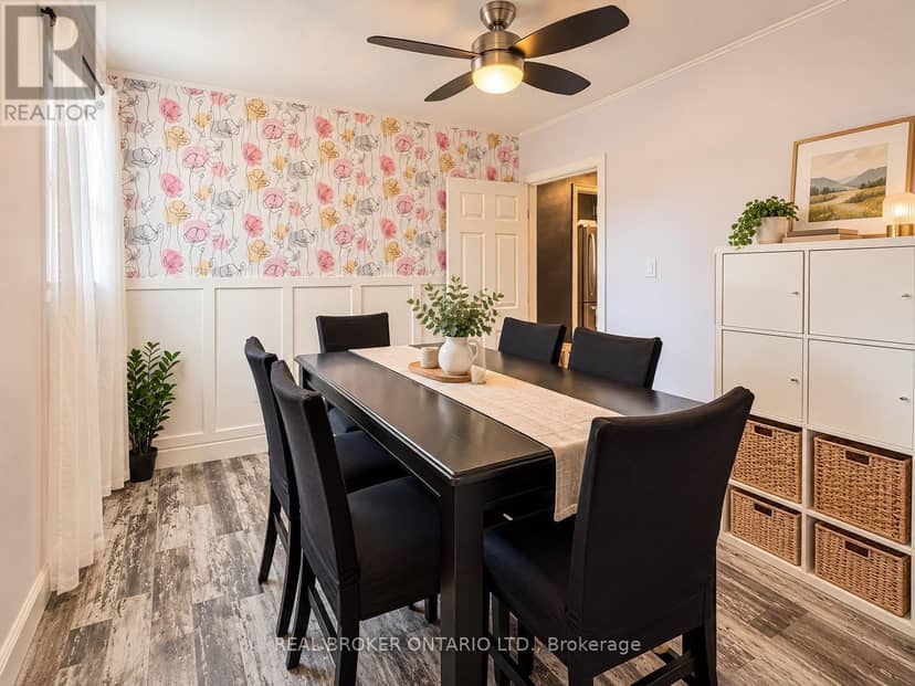 21 Ridgewood Avenue — photo 16 of 35