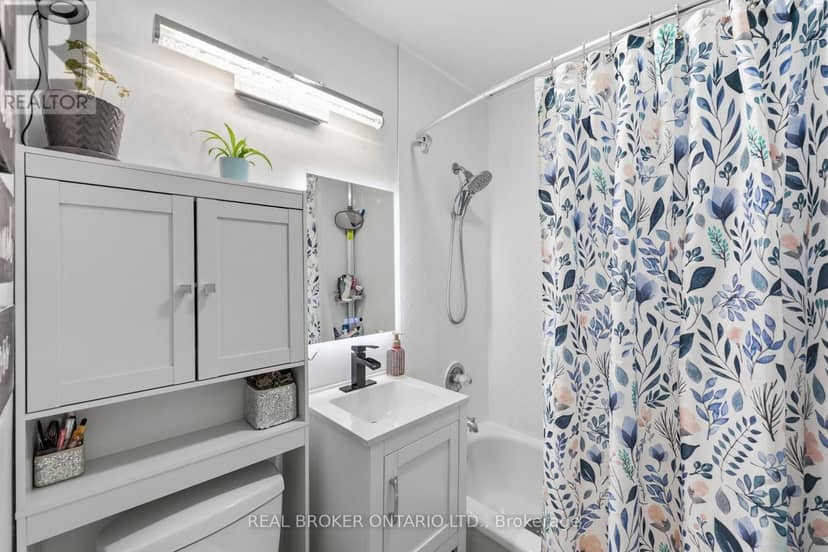 21 Ridgewood Avenue — photo 18 of 35