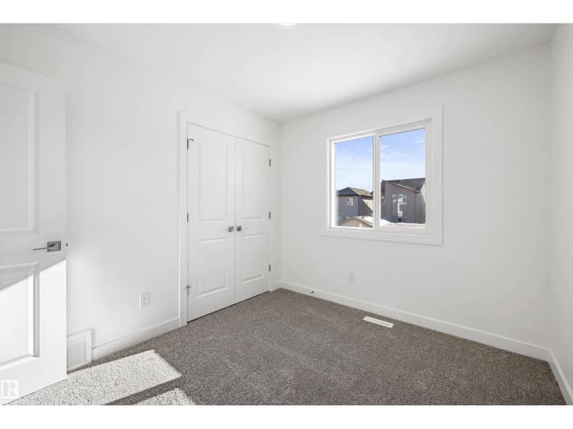 20711 43 AV NW — photo 32 of 40