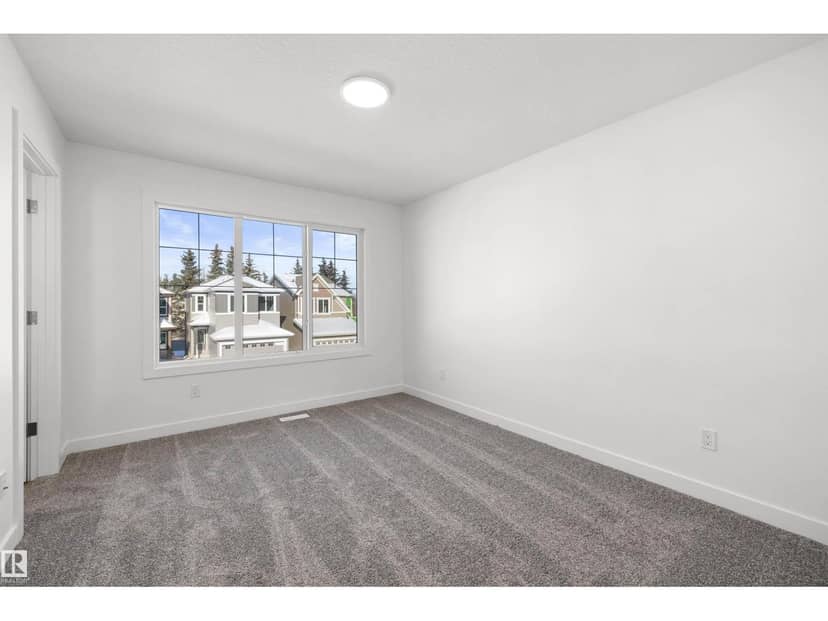 20711 43 AV NW — photo 35 of 40