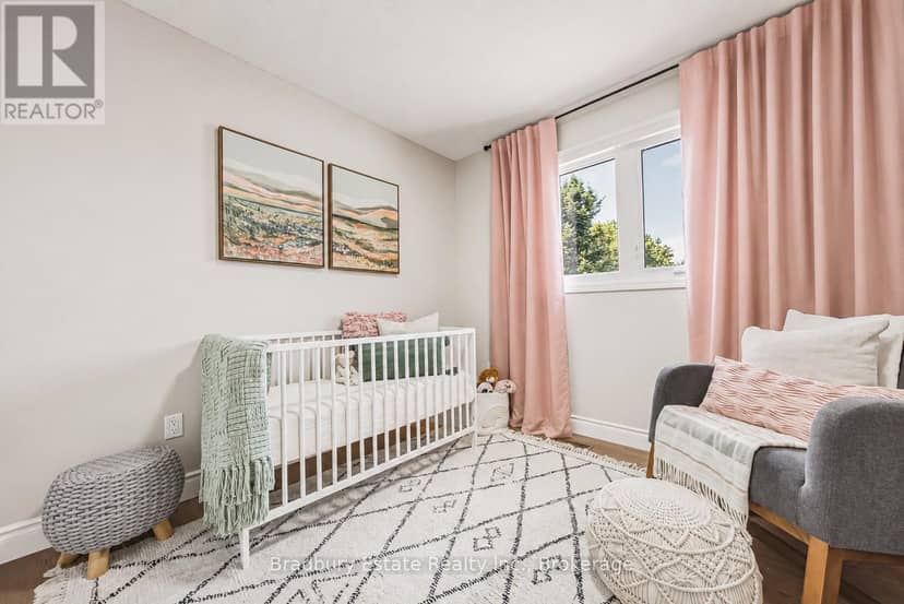 100 Chudleigh Street — photo 21 of 40