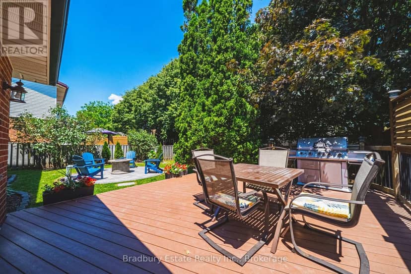 100 Chudleigh Street — photo 36 of 40