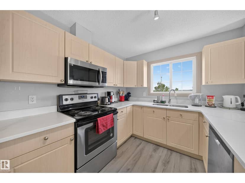 #419 4407 23 ST NW — photo 12 of 32