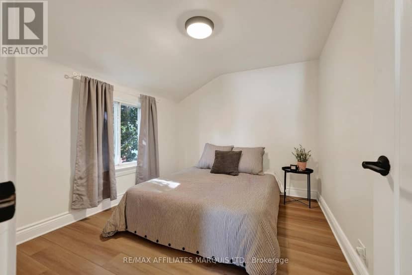 916 Leonard Avenue — photo 27 of 40