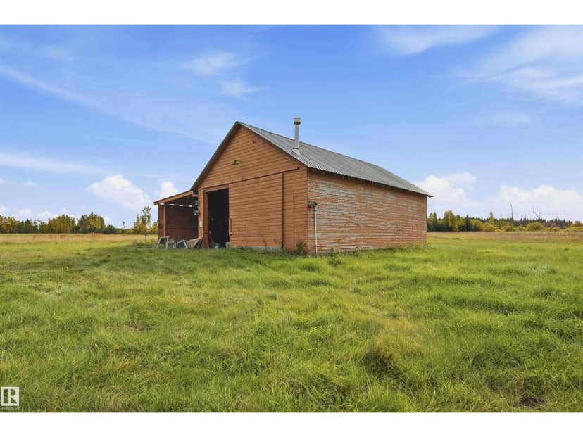 10005 Twp Rd 533 — photo 40 of 40