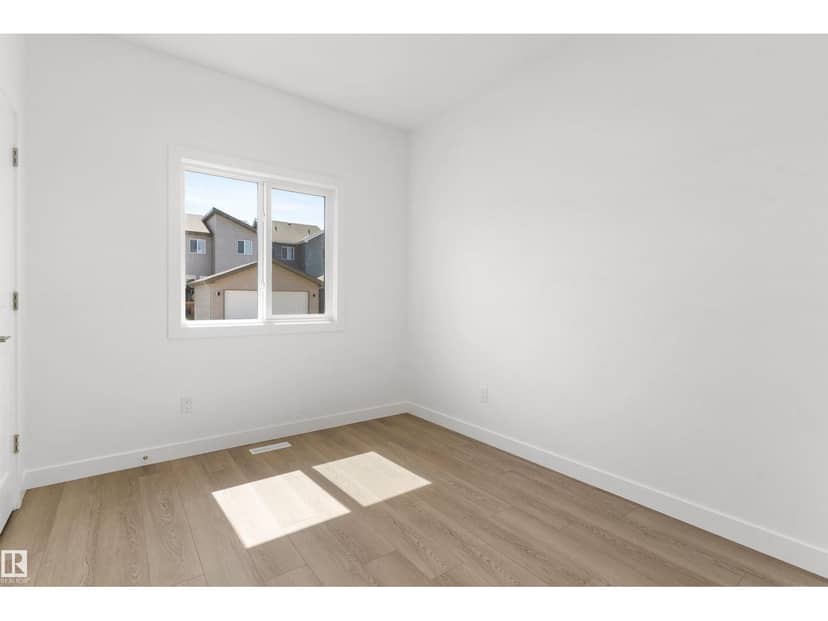 20703 43 AV NW — photo 18 of 38
