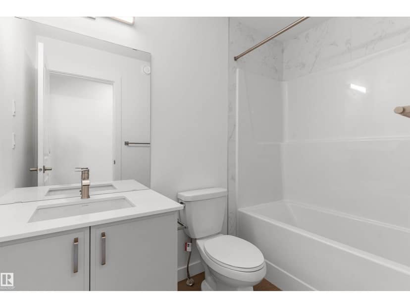 20703 43 AV NW — photo 33 of 38