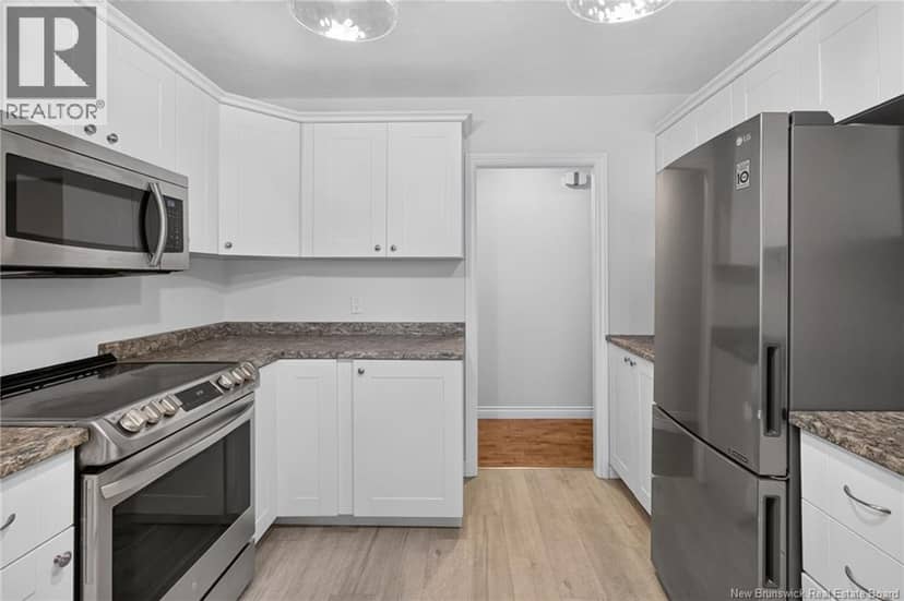 20 Vista Drive — photo 4 of 22