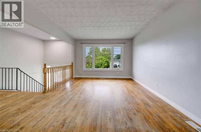 939 STRASBURG Road, Kitchener, photo 7