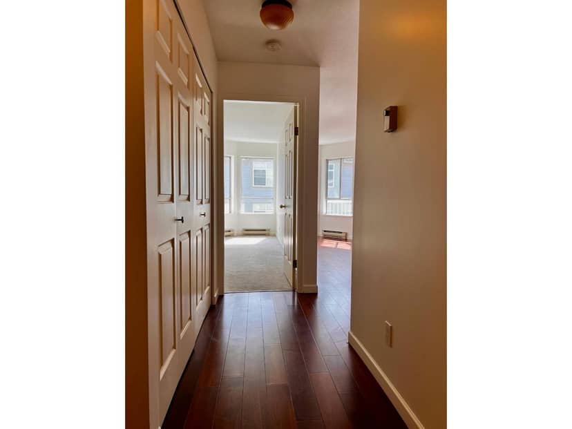 313 9299 121 STREET, Surrey, photo 3
