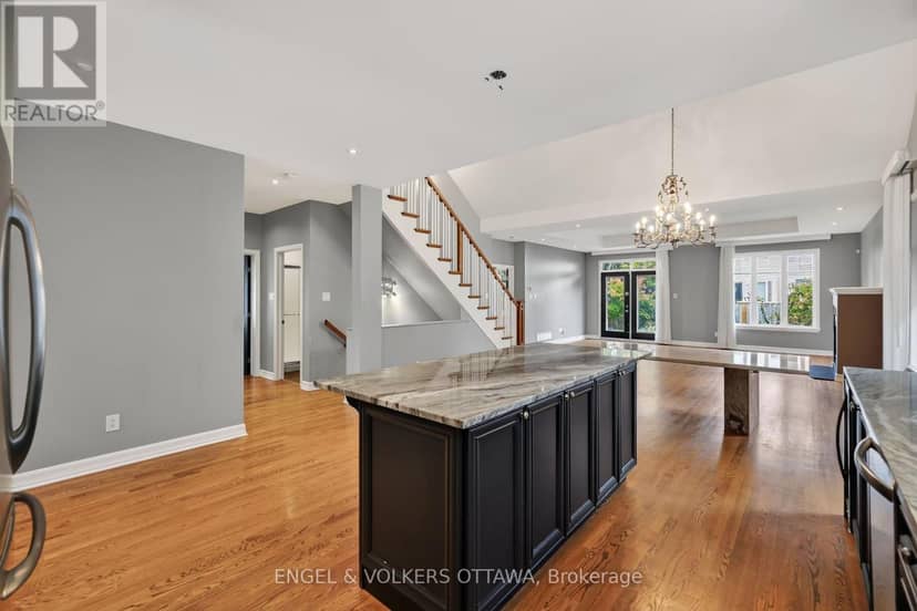 547 Kilbirnie Drive — photo 10 of 40
