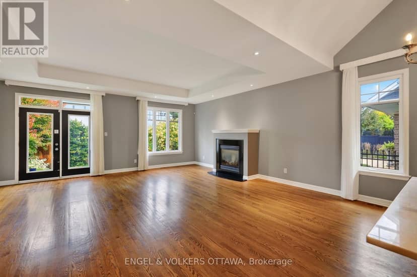 547 Kilbirnie Drive — photo 14 of 40