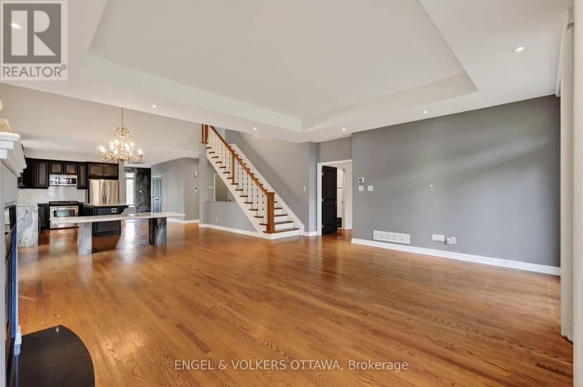 547 Kilbirnie Drive — photo 16 of 40