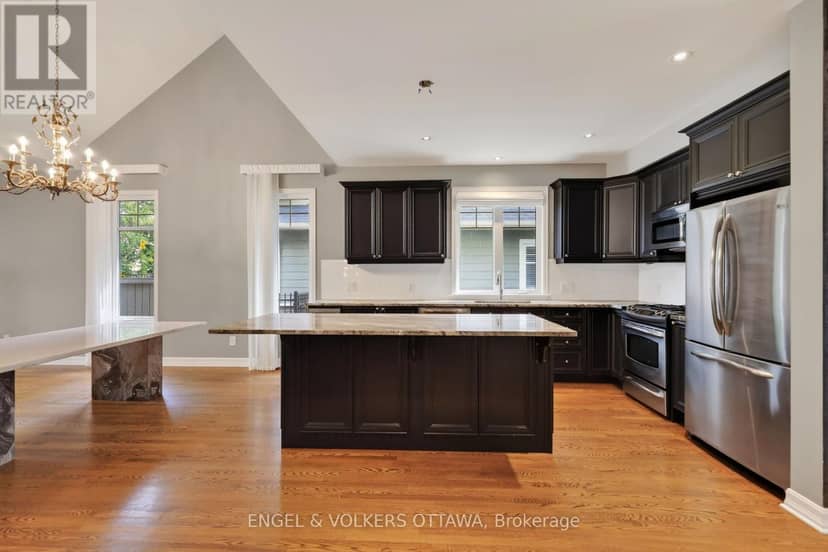 547 Kilbirnie Drive, Ottawa, photo 5