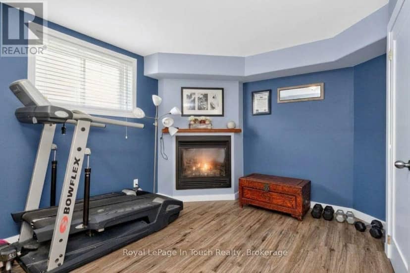 682 Dominion Avenue — photo 31 of 40