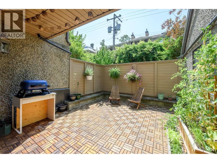104 1500 PENDRELL STREET, Vancouver