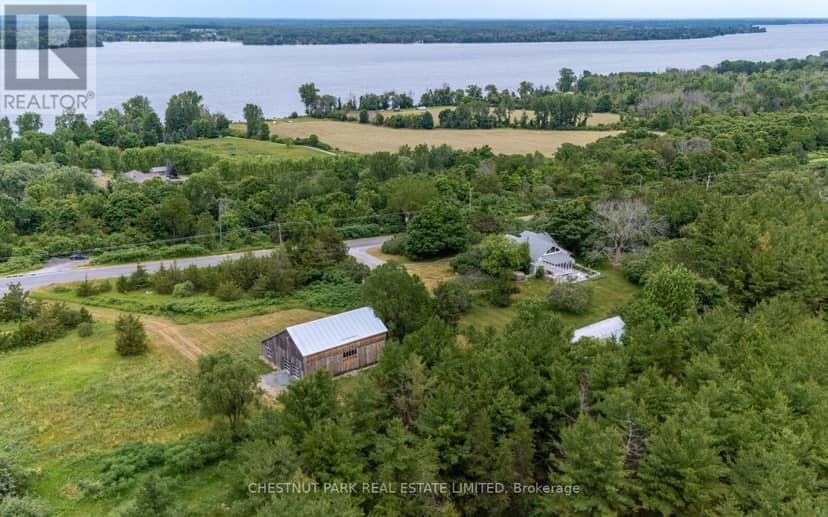 1472 County Rd 7 Road, Prince Edward County, photo 4