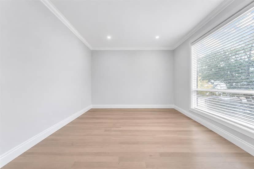 16520 20A AVENUE, Surrey, photo 2